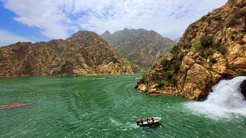 قایق سواری در روخانه سیروان