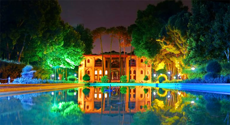 عمارت هشتبهشت عکس از مهدی تلخایی