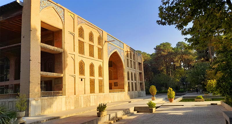 عمارت چهلستون عکس از موسی