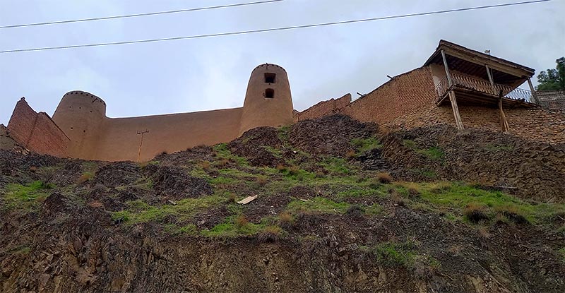 قلعه چهاربرج (عکس: مهدی نصر)